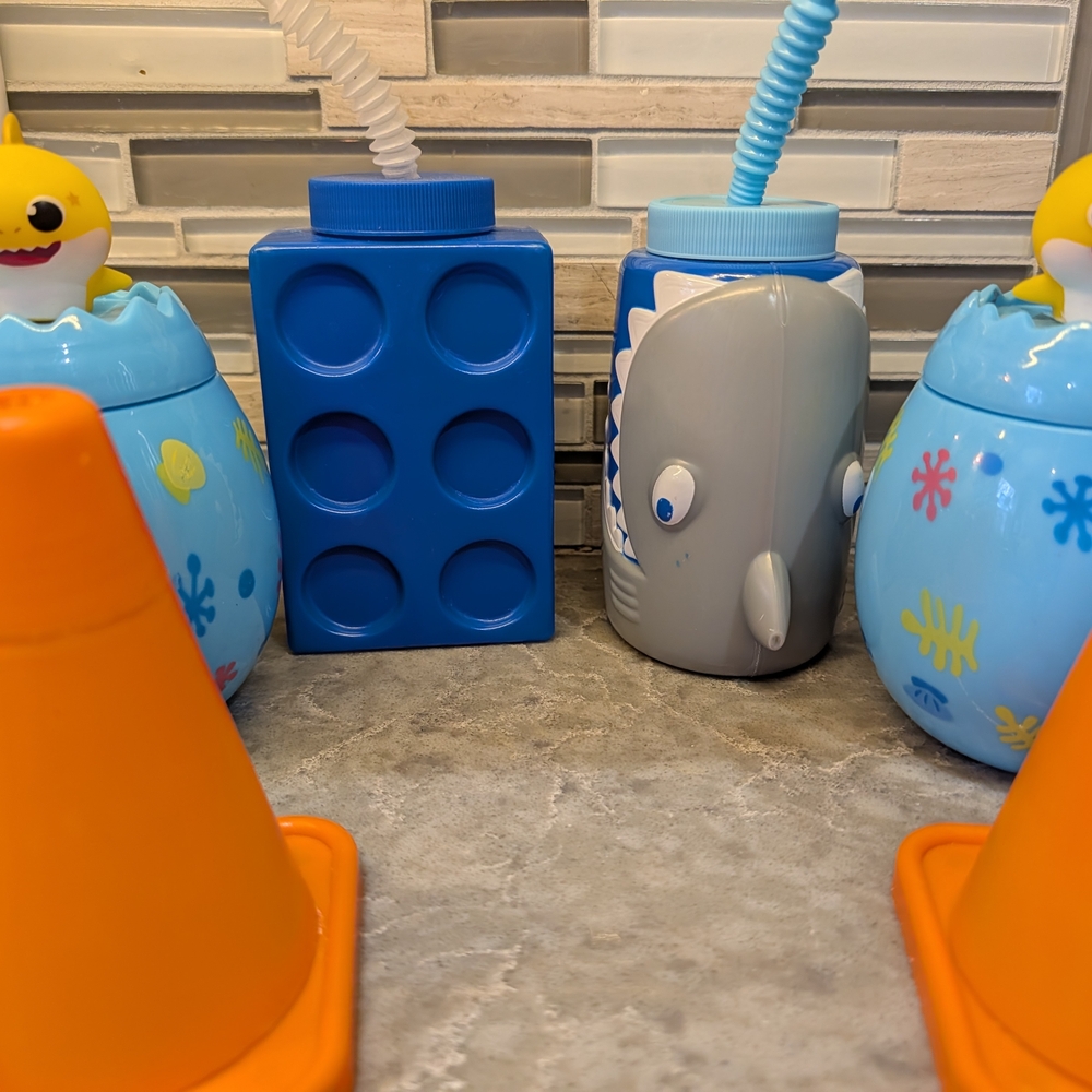 Kids Ocean-Themed Toy Set with Blue and Gray Bottles